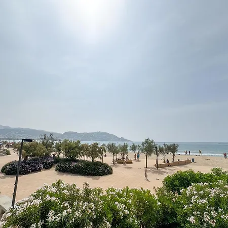 Rhodas 16 * روساس